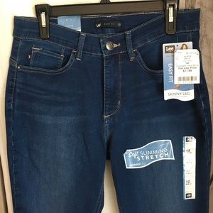 NWT! Stretch Blue Jeans